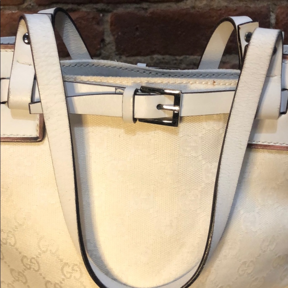 White Gucci Shoulder Bag - Picture 3 of 12